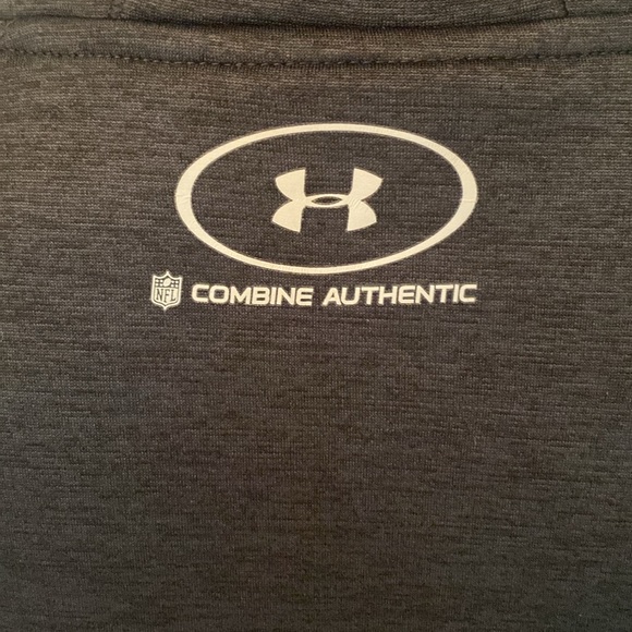 Pittsburgh Steeler Under Armour hoodie - Picture 6 of 9